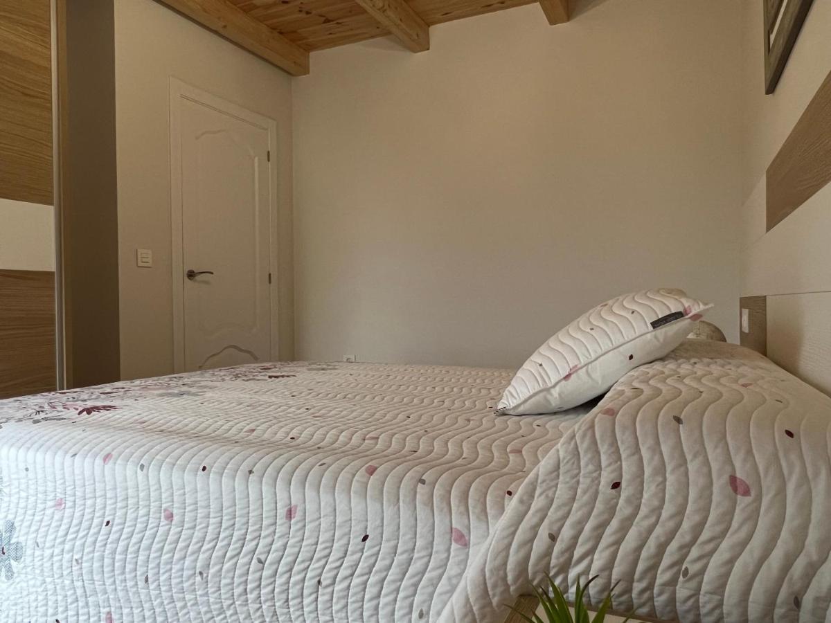 O Cobijo De Elva Villa Arou Bagian luar foto