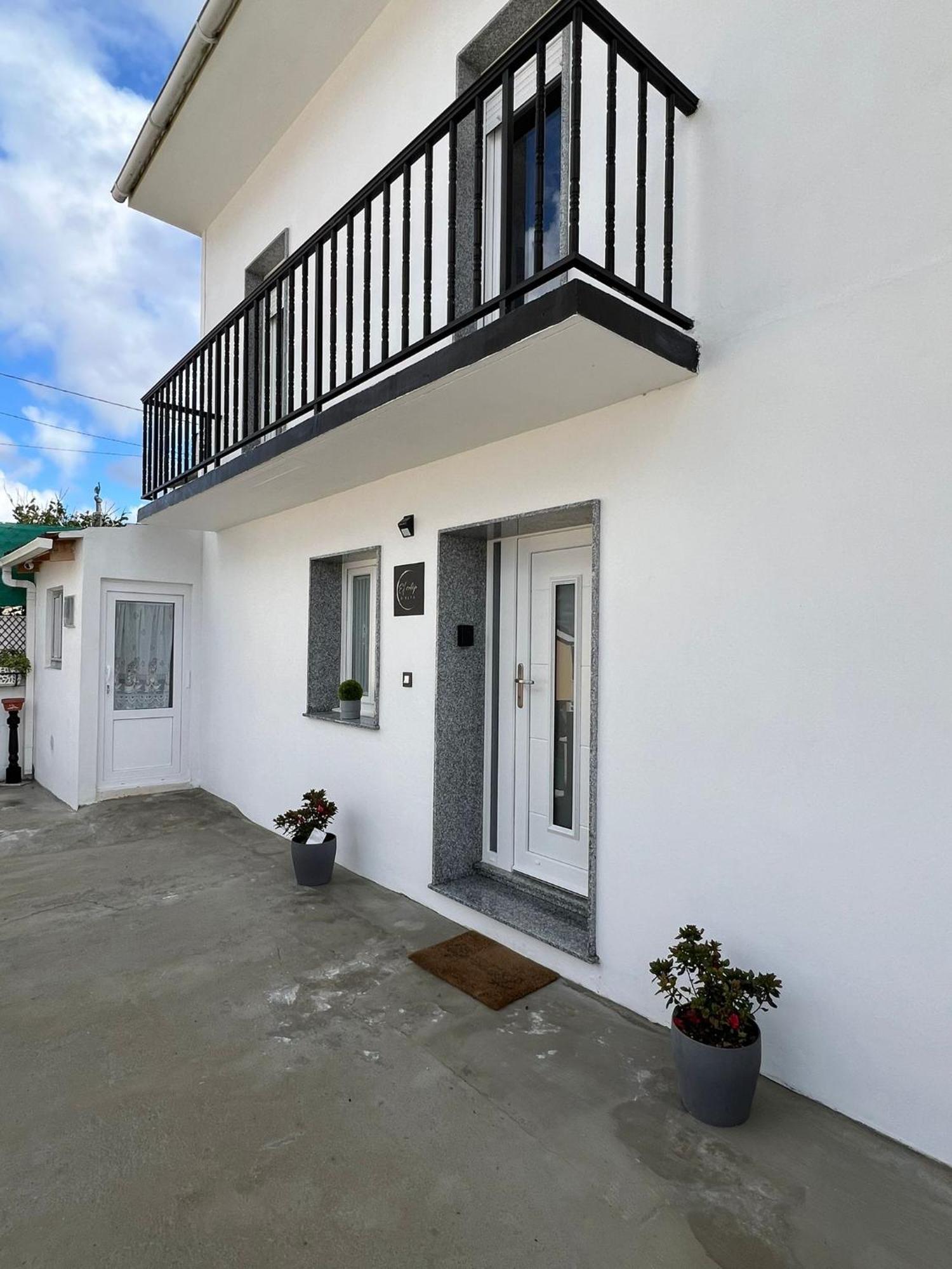 O Cobijo De Elva Villa Arou Bagian luar foto